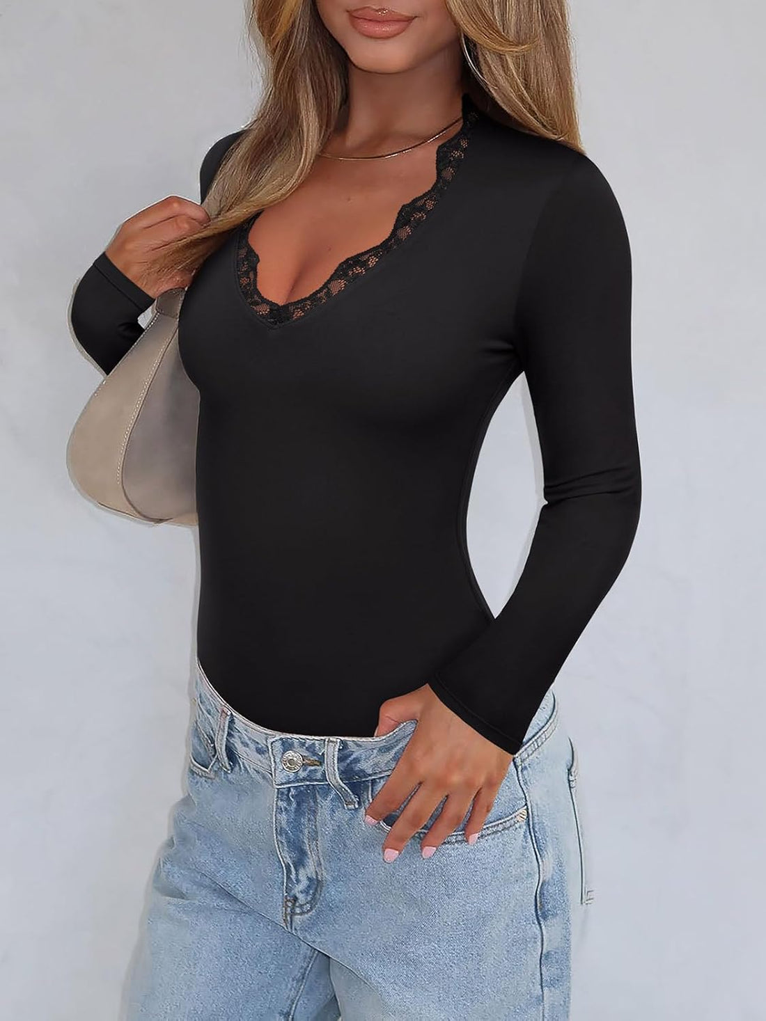 Women's Lace V Neck Long Sleeve Bodysuits Trendy Going Out Body Suit Tops Fall Outfits 2025